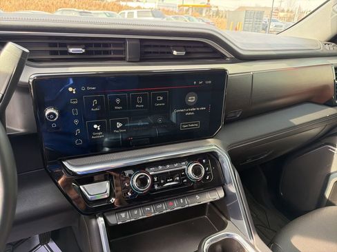 Used 2024 GMC Sierra 2500 Denali w/ Denali Reserve Package image 15