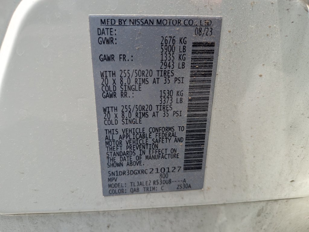 Used 2024 Nissan Pathfinder Platinum w/ Black Appearance Package FWD image 34