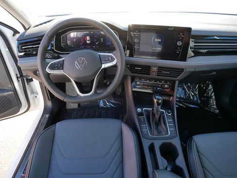 New 2026 Volkswagen Jetta SEL image 9