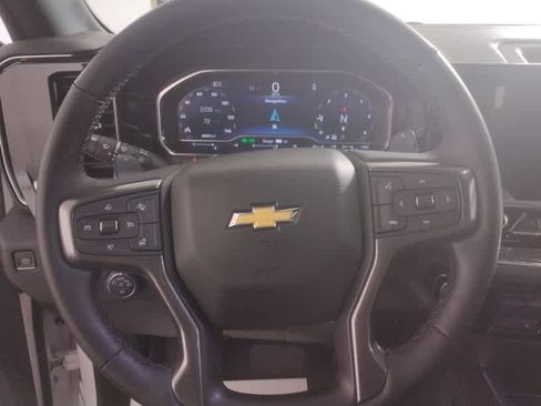 Used 2024 Chevrolet Silverado 1500 High Country w/ High Country Premium Package AWD/4WD image 34