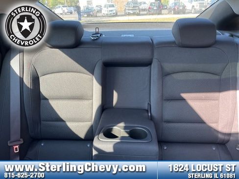 Used 2024 Chevrolet Malibu LT image 14