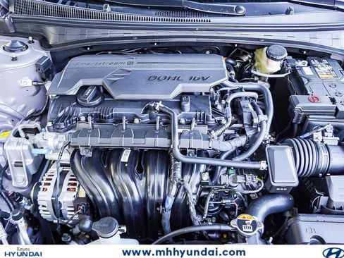 New 2026 Hyundai Elantra SE FWD image 12