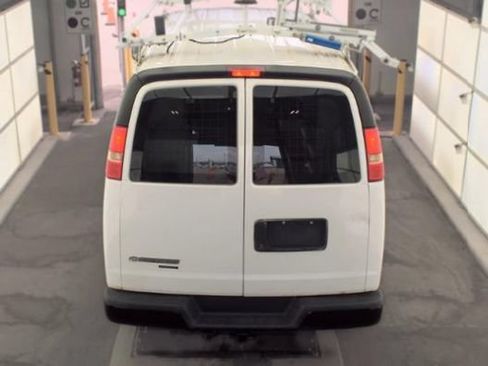 Used 2012 Chevrolet Express 2500 RWD image 6