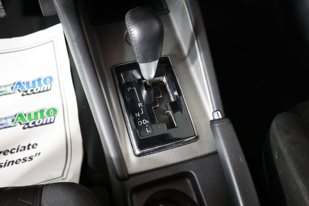 Used 2021 Mitsubishi Outlander Sport SE FWD image 36