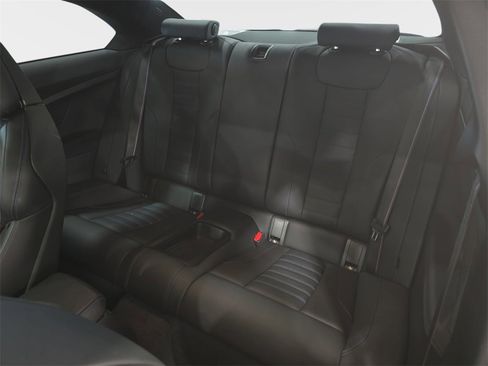 Used 2024 BMW M2 w/ Lighting Package image 9