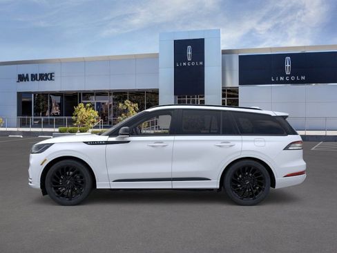 New 2026 Lincoln Aviator Reserve image 3