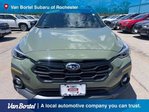 Used 2025 Subaru Crosstrek 2.5i Sport AWD/4WD image 2
