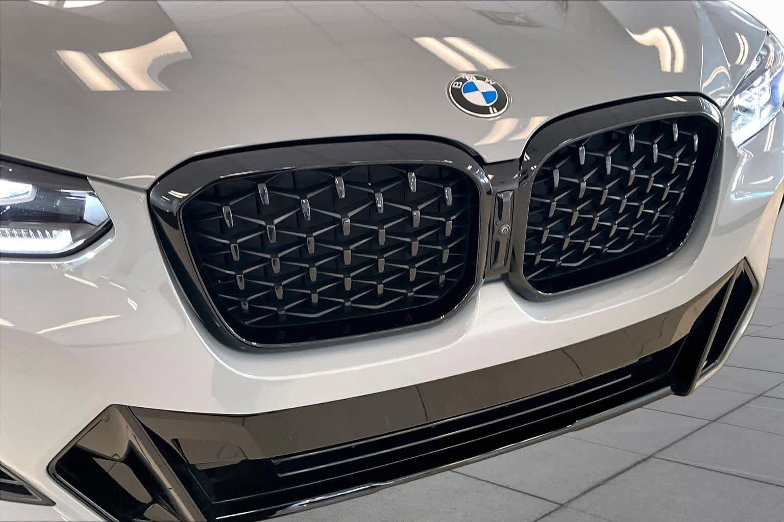 Used 2024 BMW X4 xDrive30i w/ Premium Package AWD/4WD image 28