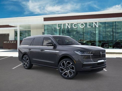 New 2026 Lincoln Navigator Reserve AWD/4WD image 7