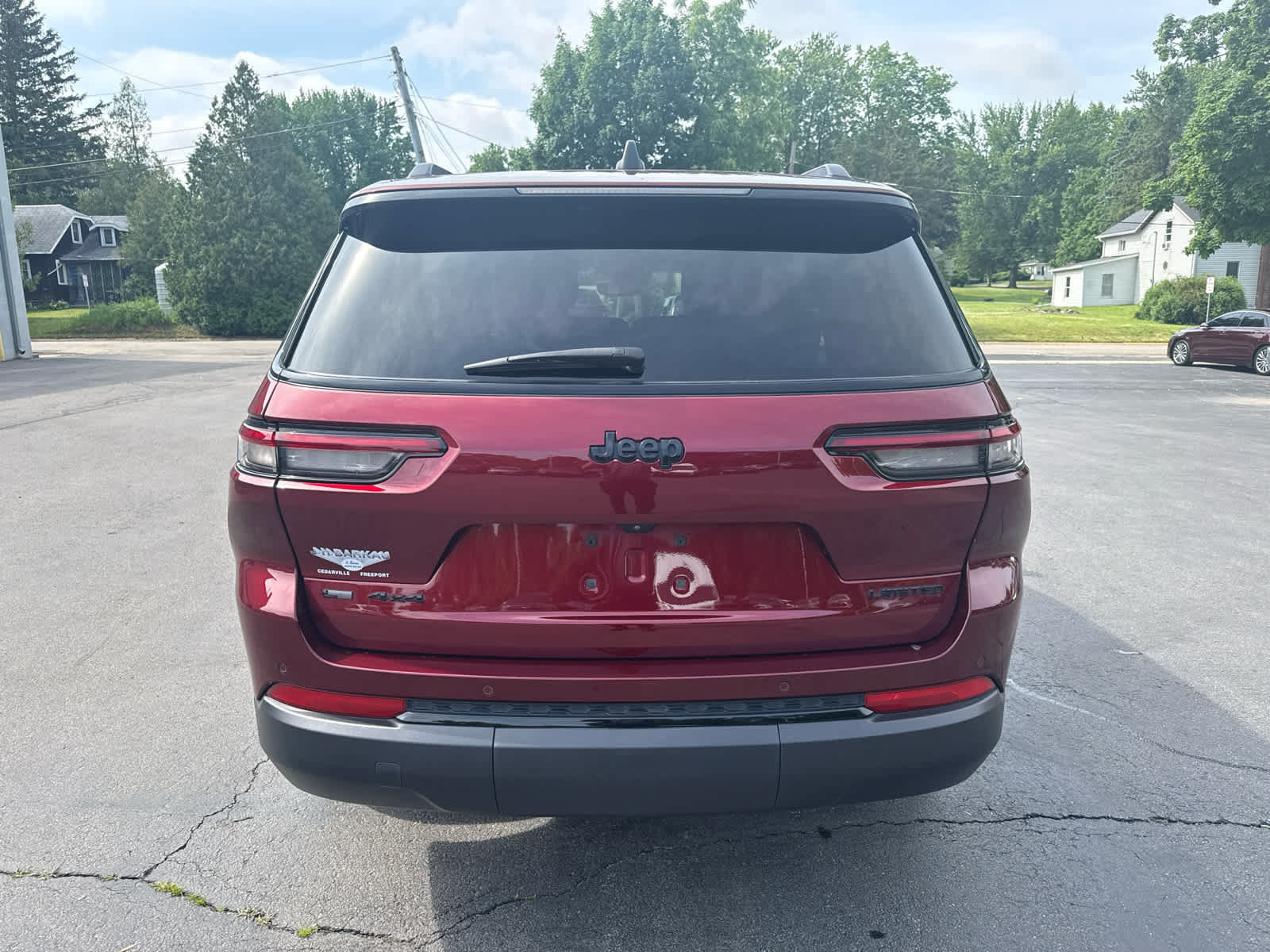 Used 2023 Jeep Grand Cherokee L Limited AWD/4WD image 4