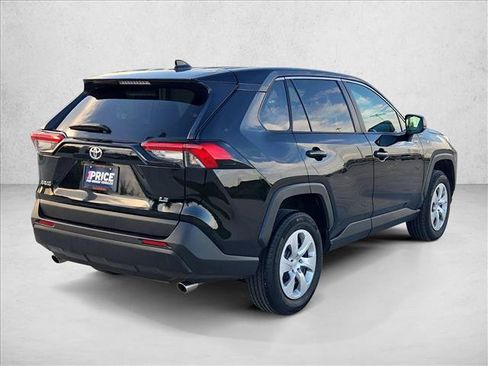 Used 2025 Toyota RAV4 LE FWD image 5