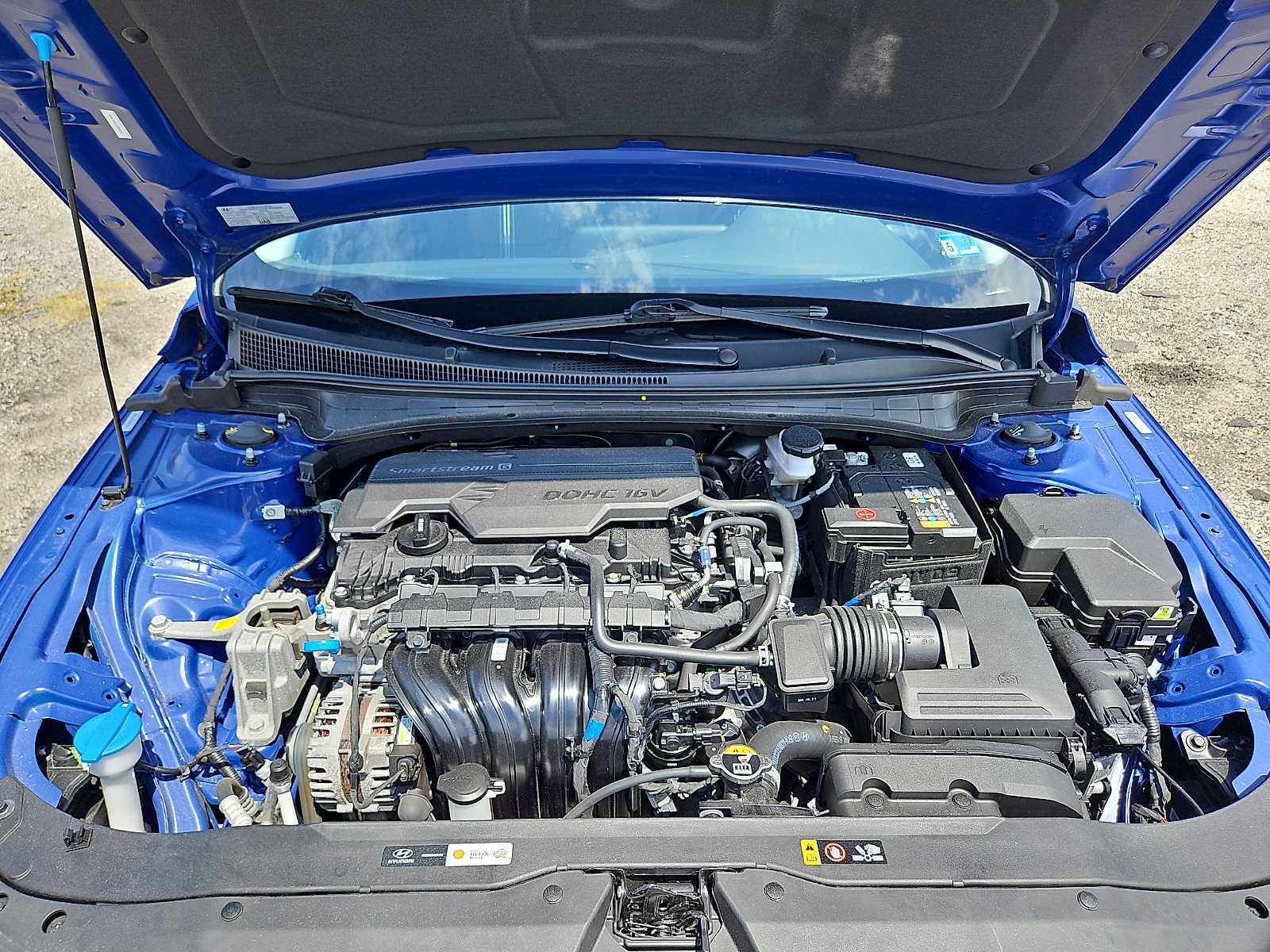 Used 2025 Hyundai Elantra SEL FWD image 30