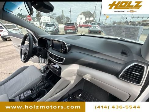 Used 2019 Hyundai Tucson SE image 26