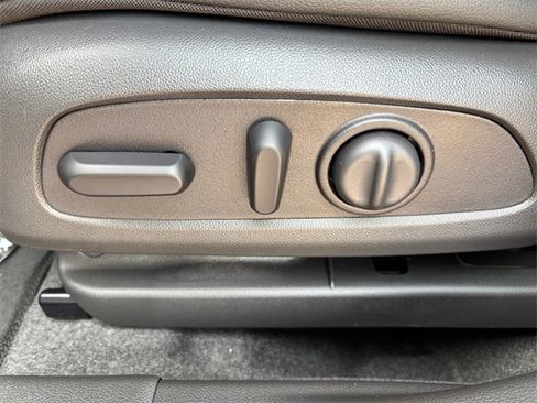 New 2026 Chevrolet Trax RS w/ Driver Confidence Package image 16