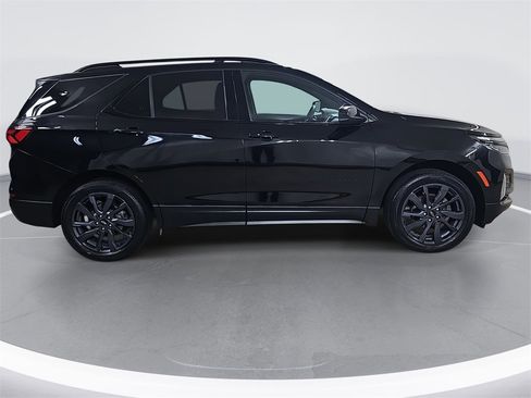 Certified 2024 Chevrolet Equinox RS image 2