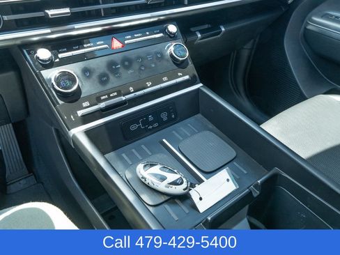 Used 2024 Hyundai Santa Fe SEL FWD image 22
