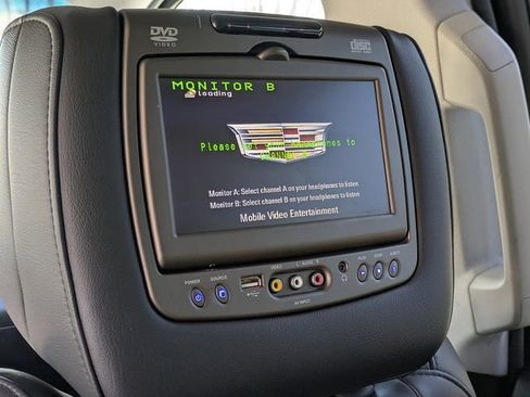 Used 2019 Cadillac Escalade 2WD image 15