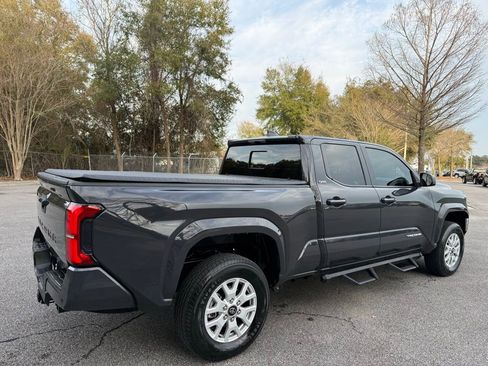 Used 2024 Toyota Tacoma SR5 w/ SR5 Upgrade Package image 5