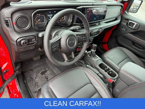 Used 2025 Jeep Gladiator Rubicon image 16