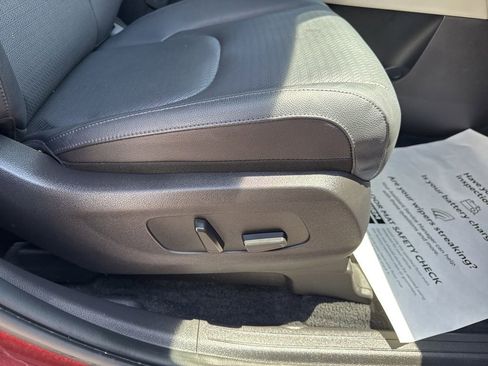 Used 2024 Kia Carnival SX Prestige FWD image 30