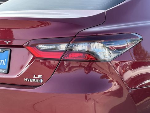 Used 2022 Toyota Camry LE image 26