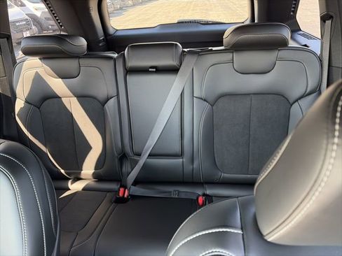 New 2025 Jeep Grand Cherokee Altitude w/ Trailer Tow Package image 13