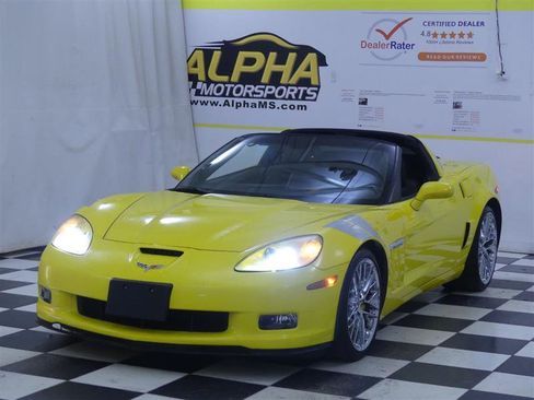 Used 2012 Chevrolet Corvette Grand Sport w/ 2LT Preferred Equipment Group RWD image 4