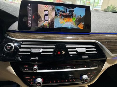 Used 2019 BMW 530e w/ Executive Package RWD image 13