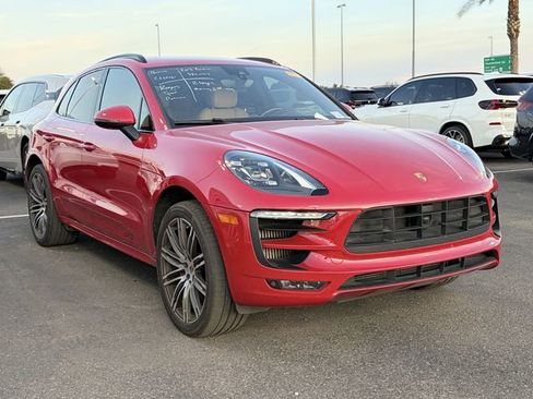Used 2018 Porsche Macan GTS image 3