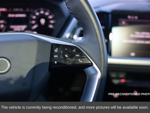 Used 2024 Audi Q4 e-tron Premium Plus w/ Premium Plus image 22