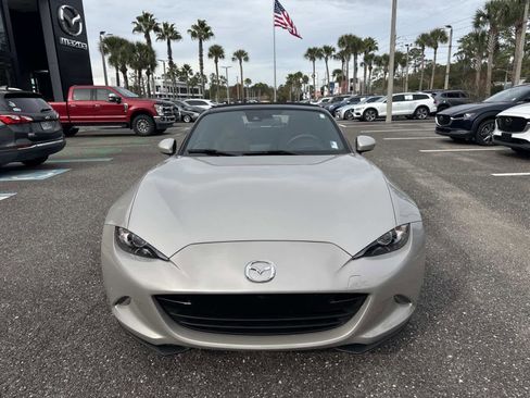 Used 2022 MAZDA MX-5 Miata Grand Touring image 8