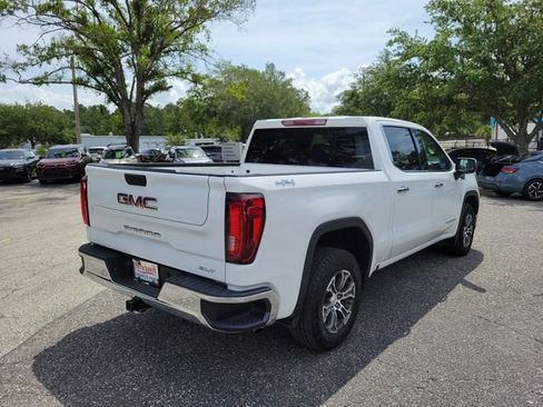 Used 2024 GMC Sierra 1500 SLT AWD/4WD image 2