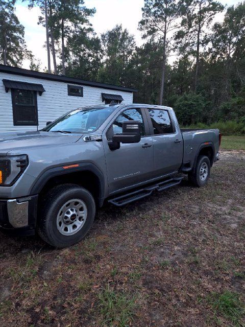 Used 2024 GMC Sierra 2500 Pro w/ Convenience Package AWD/4WD image 4