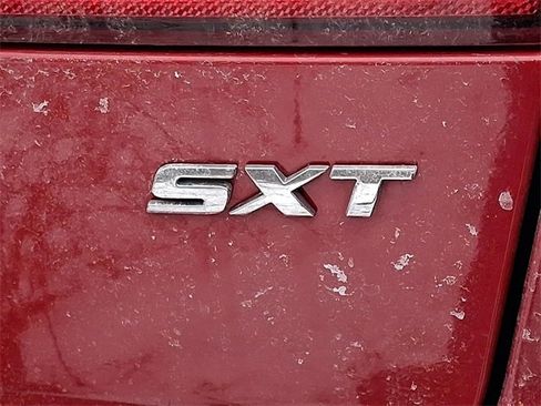 Used 2016 Dodge Journey SXT w/ Comfort/Convenience Group image 9