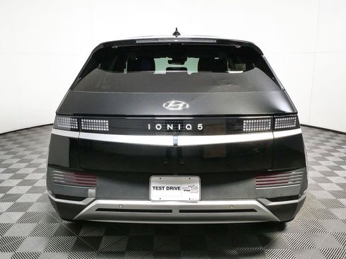 Used 2023 Hyundai Ioniq 5 SEL RWD image 28
