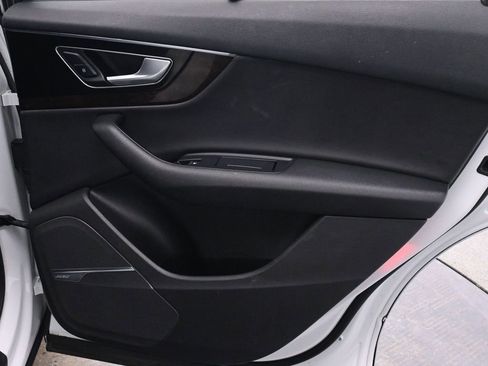 Used 2017 Audi Q7 3.0T Prestige image 18