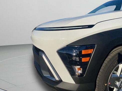 New 2026 Hyundai Kona SE FWD image 9