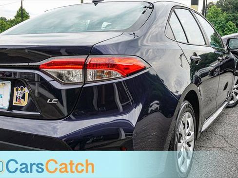 Used 2020 Toyota Corolla LE FWD image 7