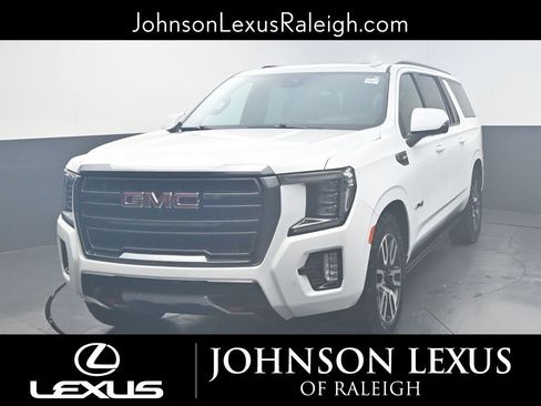 Used 2023 GMC Yukon XL AT4 w/ AT4 Premium Plus Package image 5
