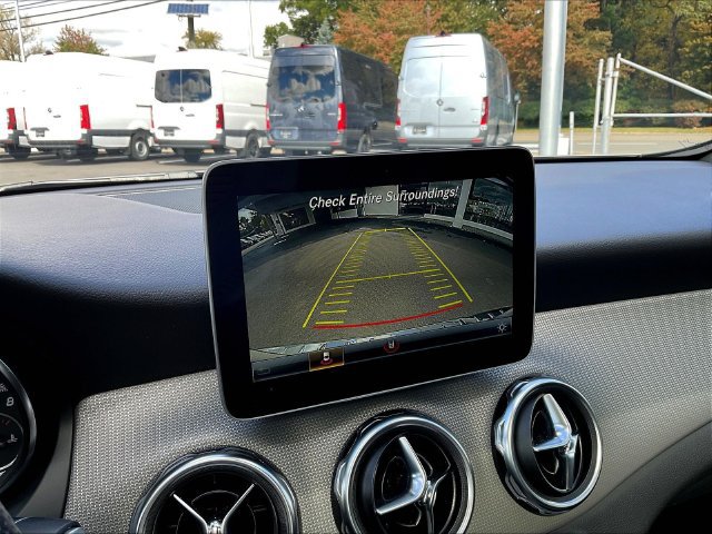 Used 2019 Mercedes-Benz GLA 250 4MATIC image 16