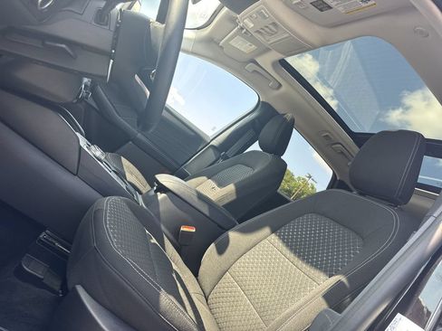 Used 2023 Ford Escape Active w/ Tech Pack #1 AWD/4WD image 32
