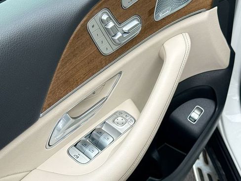 Used 2020 Mercedes-Benz GLE 350 4MATIC image 19