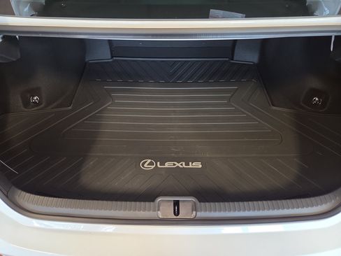 Certified 2025 Lexus ES 350 F Sport image 30