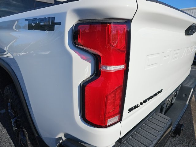 Used 2025 Chevrolet Silverado 2500 LTZ w/ LTZ Plus Package AWD/4WD image 35