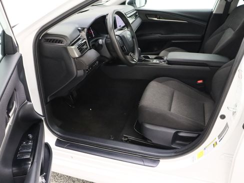 Certified 2025 Toyota Camry LE FWD image 13