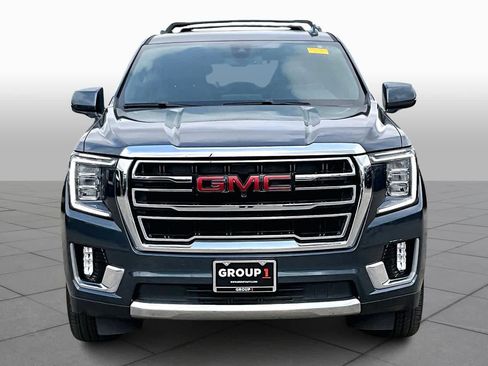 Used 2021 GMC Yukon SLT w/ SLT Premium Package image 4