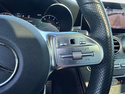 Used 2022 Mercedes-Benz GLC 300 image 29