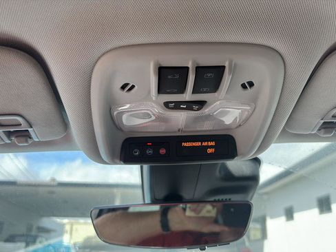 Used 2022 Chevrolet Bolt EUV Premier w/ Sun & Sound Package image 21