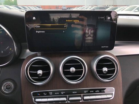 Used 2022 Mercedes-Benz GLC 300 4MATIC w/ Premium Package Lite image 22