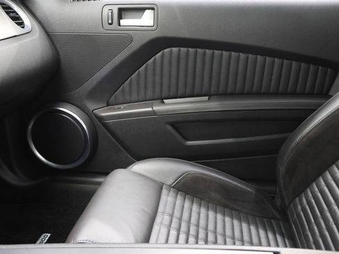 Used 2011 Ford Mustang Shelby GT500 w/ SVT Performance Pkg RWD image 14
